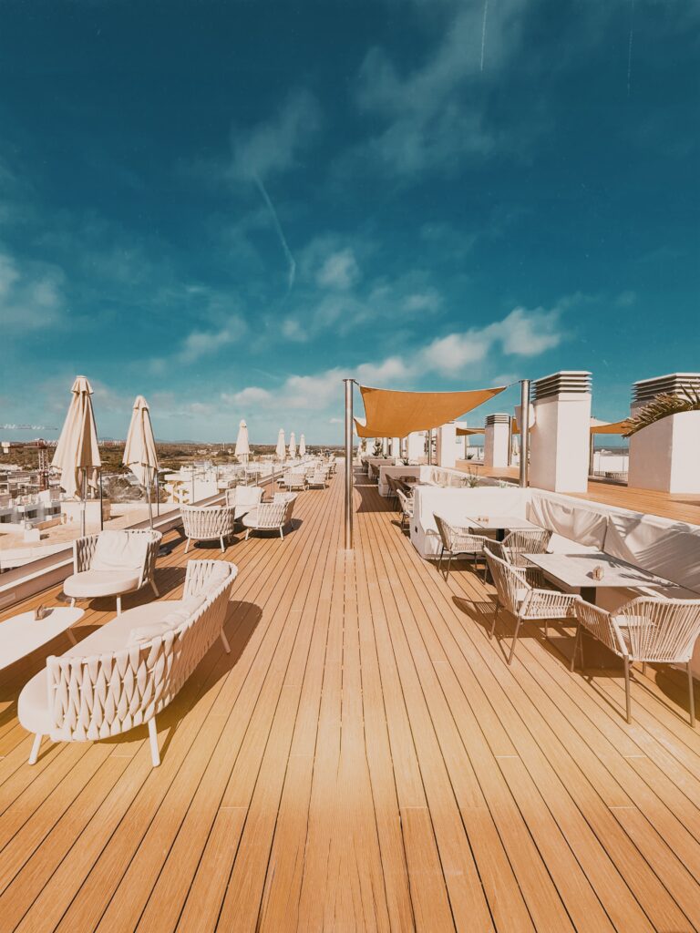 Dachterrasse des Universal Hotel Romantica